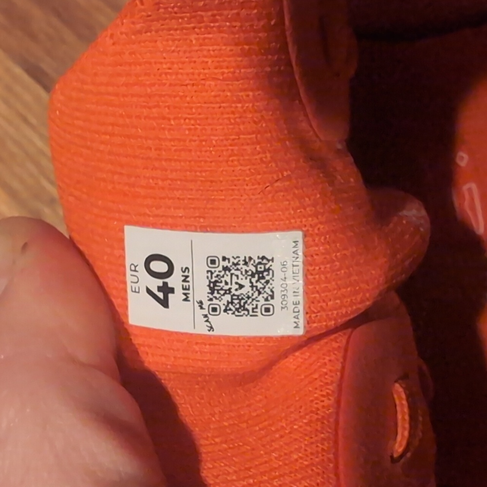 Vivobarefoot Men's Bright Orange Athletic Shoes- Size EUR 40/Men's 7/Women's 9 - Picture 7 of 7